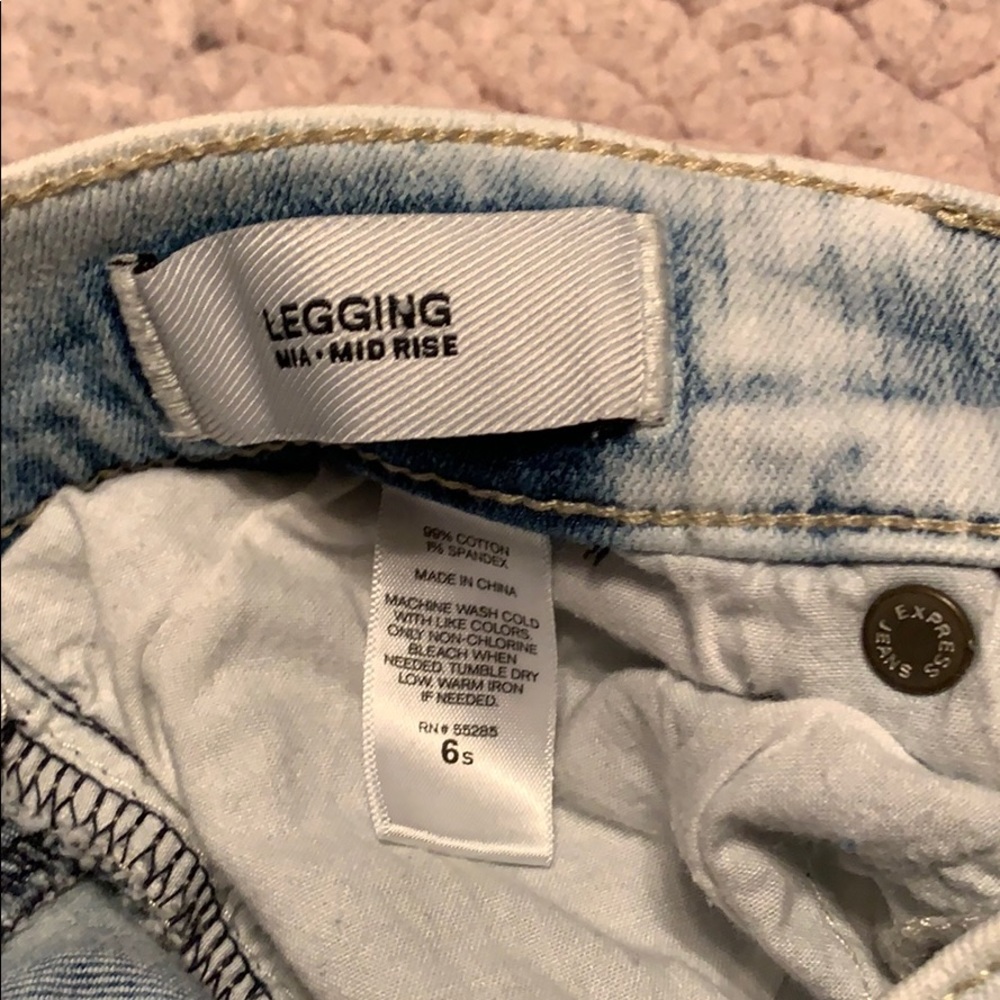 Express Distressed Legging Mid Rise - Picture 4 of 4